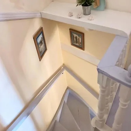 Chroma Kastellorizo Meyísti